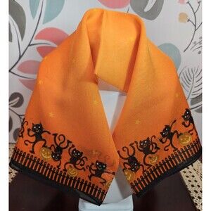 NWOT Halloween Bandana Scarf Dancing Black Cats & Jack-O-Lanterns 20" x 20"